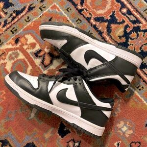 Nike Dunk Low Pands 5.5 Y 7 Women